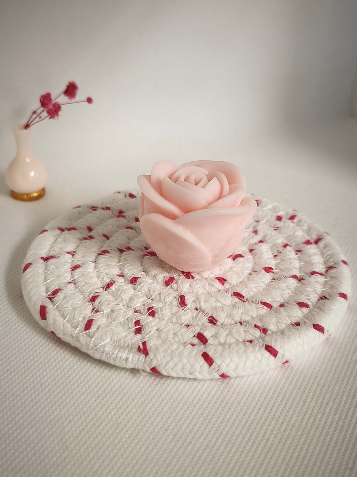 Fondant parfumé Rose Sauvage - vue de côté