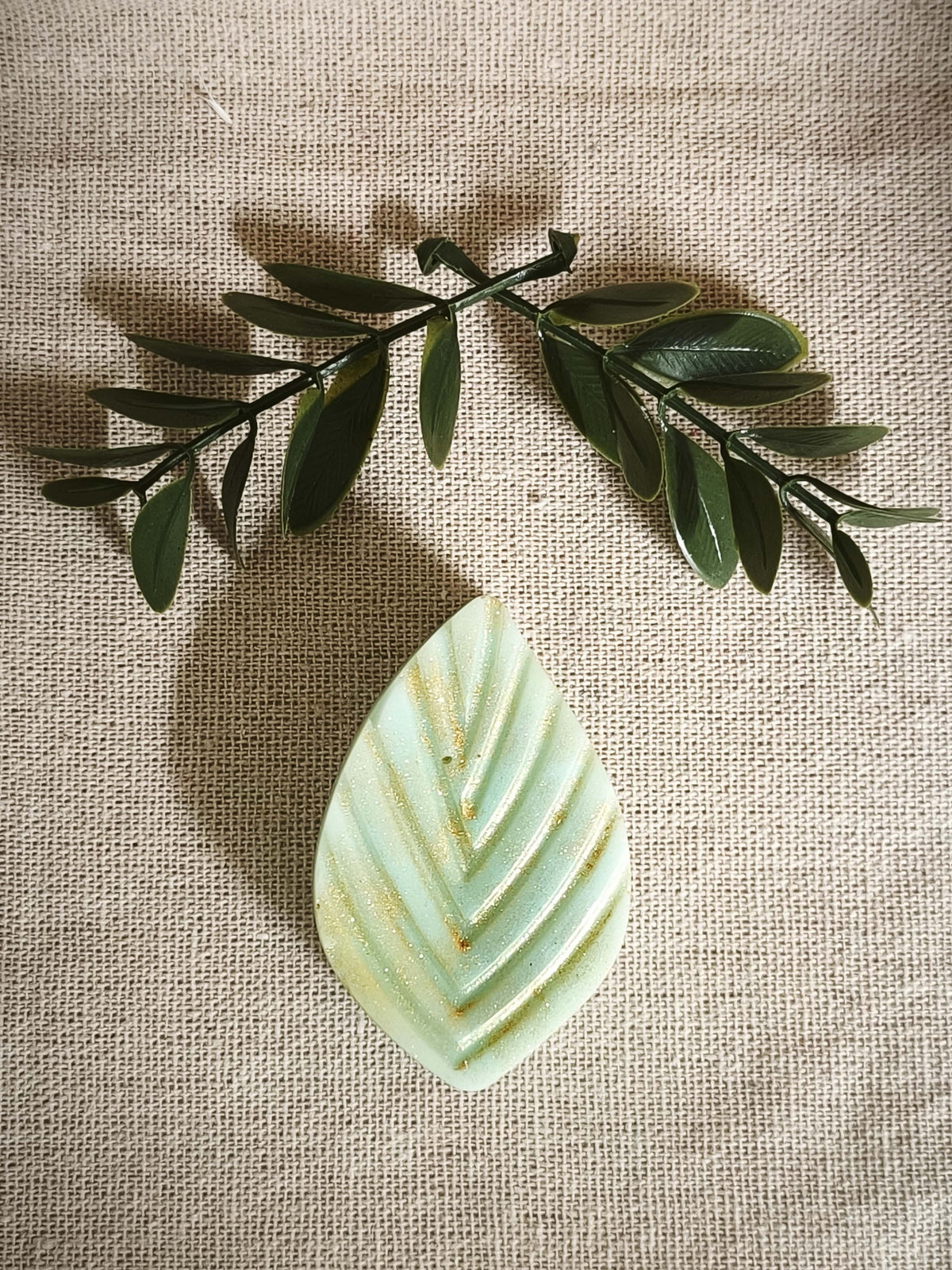 Fondant parfumé Thé Vert - vue du dessus avec branches